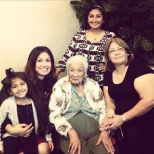 Meet your Posher, Marisol